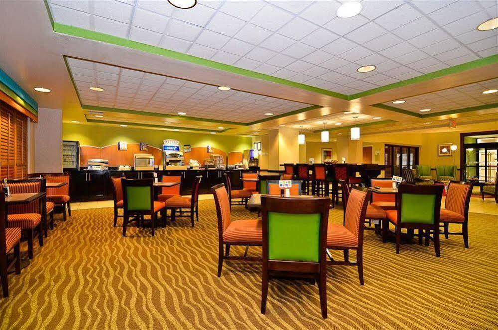 Holiday Inn Express Atlanta - Northeast I-85 - Clairmont Road By Ihg Exterior photo