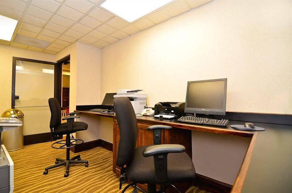 Holiday Inn Express Atlanta - Northeast I-85 - Clairmont Road By Ihg Exterior photo